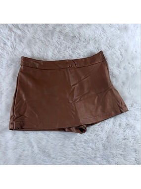 Altar’d State brown tan faux leather skort